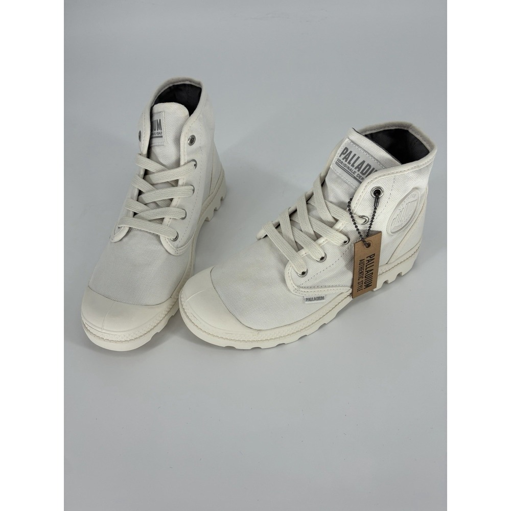 NIB Palladium Pampa Hi Womens 7 Star White Canvas Combat Boots 92352-116-M